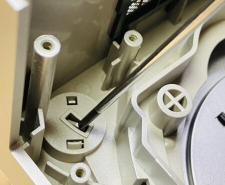 ボタン押し出し