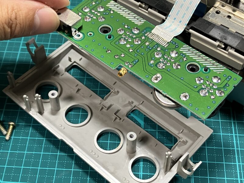 パネル取り外し